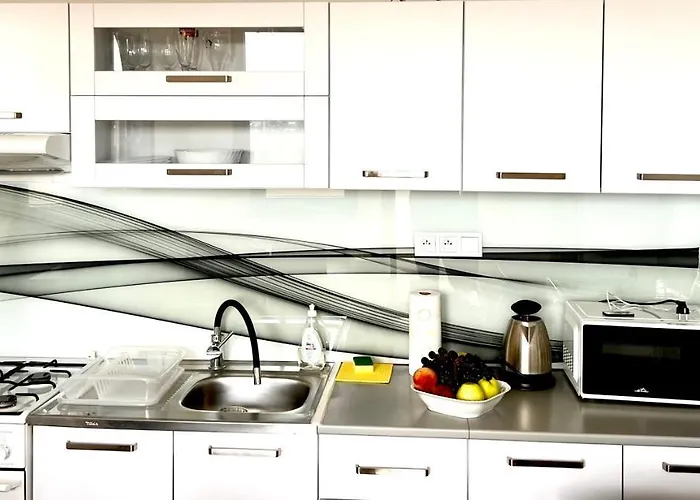 Apartment Big 3 Separate Convenient Haven !